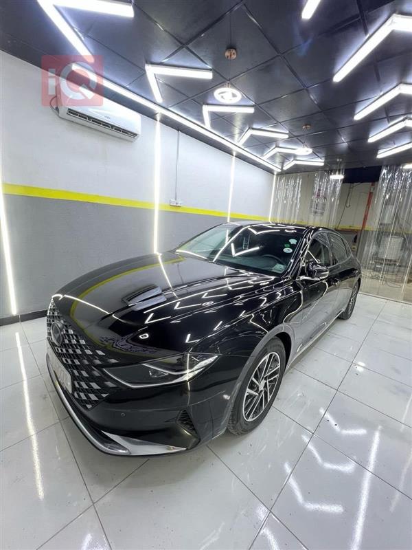 Hyundai Azera 2022 for sale in Iraq - Al-Zubair